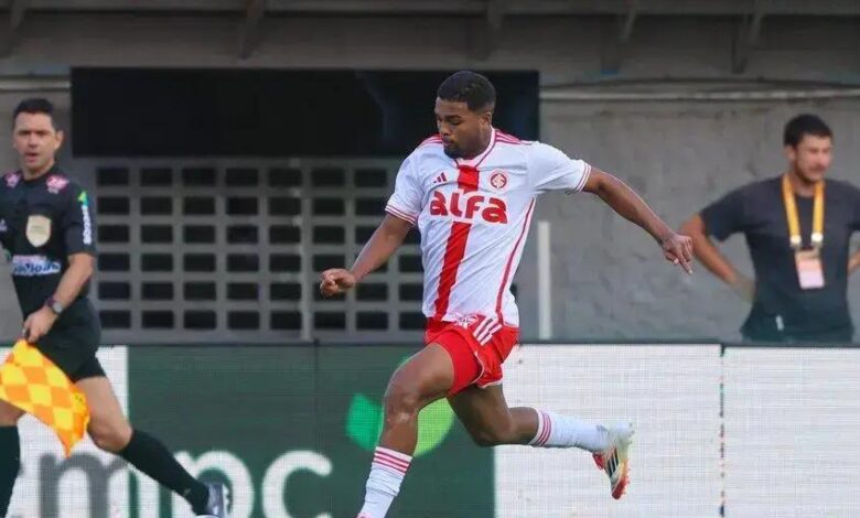 Inter Escalado com Jovem Atacante para Enfrentar o Caxias