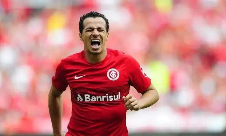 Leandro Damião é Anunciado por Time de Várzea