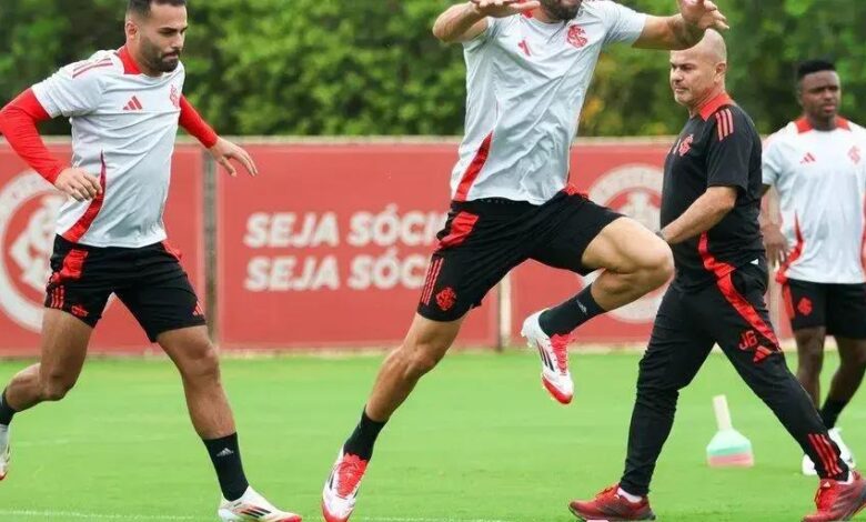 Thiago Maia Retorna aos Treinos com o Elenco Principal do Inter