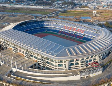 Vista aérea do Estádio Internacional de Yokohama, palco da final do Mundial de 2006.