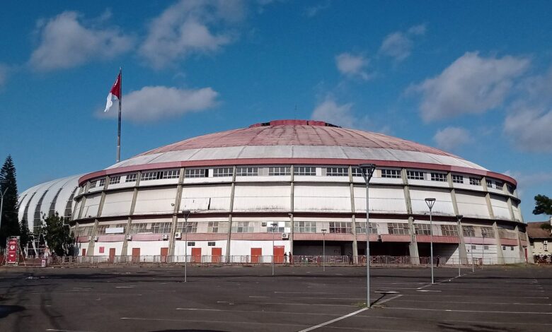 Fachada do Ginásio Gigantinho, ao lado do Beira-Rio, em Porto Alegre
